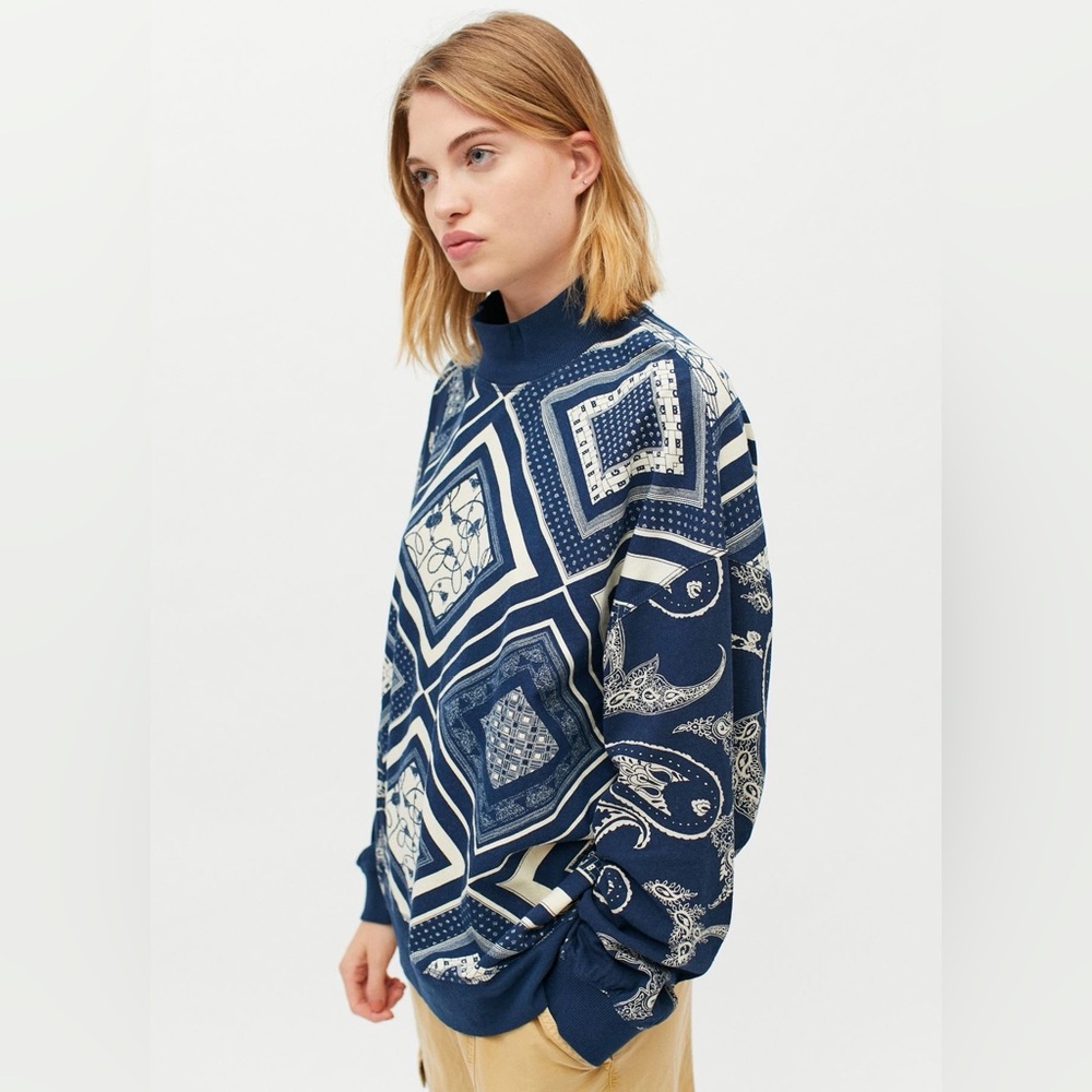 BDG Pierre Mock Neck Top Navy Blue Patterned Women's Sweater Size S